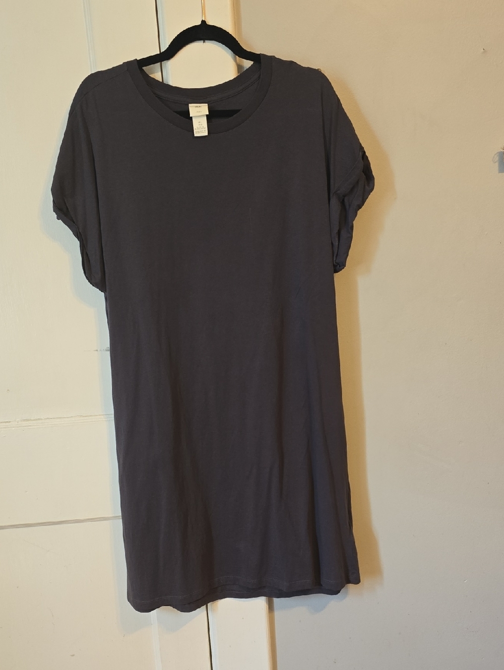 H&M L.O.G.G. Short Sleeve Tee in Charcoal Gray